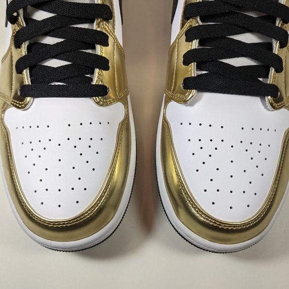 Air Jordan 1mid Gold Metallic sz 11.5 Brand New